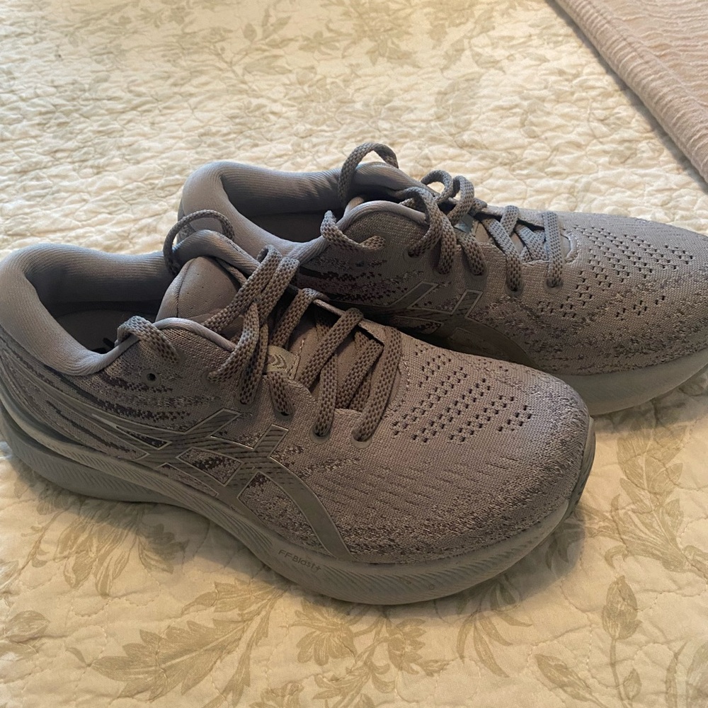 ASIC Gel Kavno 29 size 7